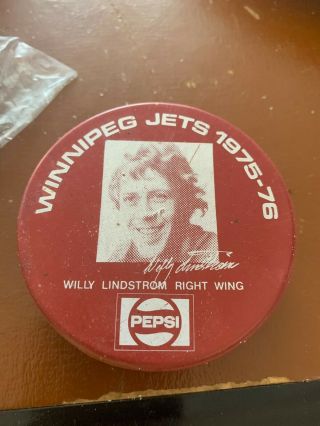 1975 - 76 Winnipeg Jets Pepsi Willy Lindstrom Puck Wha