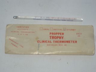Vintage Propper Trophy Stubby Clinical Thermometer Mich 46