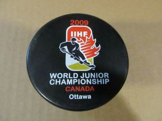 2009 Iihf World Junior Championship Ottawa Official Game Puck - Team Canada