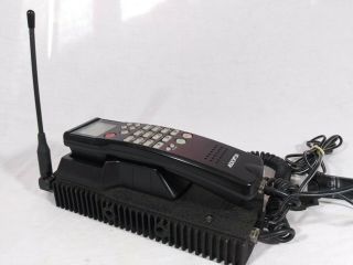 Vintage Audiovox 28d1060 Brick Mobile Car Cell Phone 1990 
