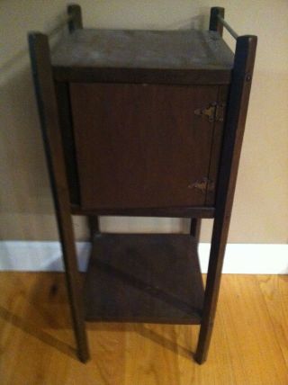 Vintage 1 Compartment Smokers Stand