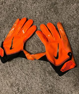 Odell Beckham Jr Game Worn Gloves 10/18/20