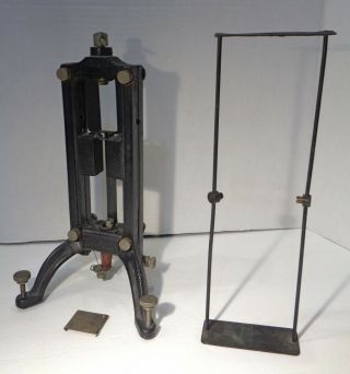 Vintage L.  E.  Knott Boston Scientific Instrument