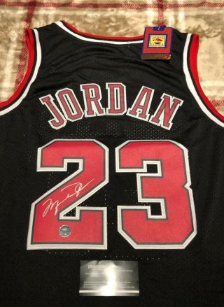 Michael Jordan Signed / Autograph Black Jersey With Certified Bulls