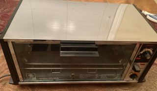 Vintage General Electric Ge Toast - R - Oven A8t104 Chrome Toaster Oven