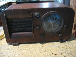 Vintage Air Castle Tube Radio With Tuning Eye