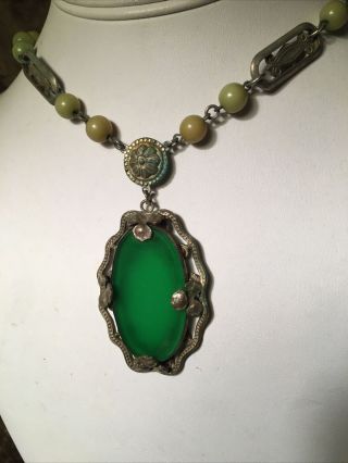 Vintage Art Deco Green Agate Or Glass & Lavalier Necklace Choker