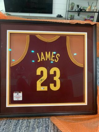 Lebron James Signed Jersey Framed Cavs With