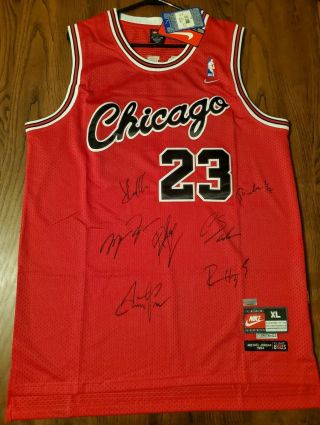 97 - 98 Champions Michael Jordan Autographed Chicago Bulls Signed Jersey,