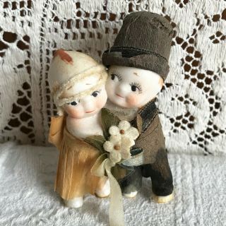 Vintage 1930s Bisque Kewpie Doll Wedding Cake Topper Dolls In Domed Stand