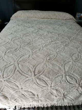 Vtg Mohawk Home Chenille Twin Bedspread Ivory Cream Fringe 100 Cotton
