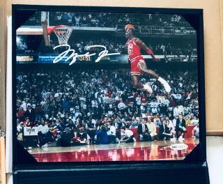 Michael Jordan Chicago Bulls Signed Boxed Dunk Contest 8x10 Photo Uda