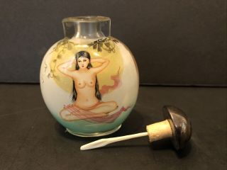 Snuff Bottle Reverse Inside Painted Glass Vintage Chinese Nude Lady Art Bottle