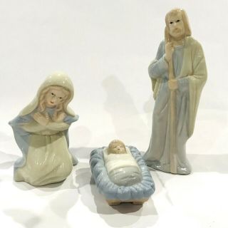 Vtg Christmas Nativity Set 10 Piece Dynasty Classics Porcelain White& Light Blue