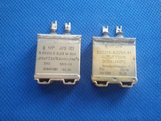 Two Vintage Siemens Pio Mp Capacitors 2x 0.  25uf 300v Rare