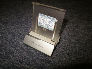Sony Bca - Wm20u Mz - N1 Charging Dock Cradle Walkman Rare Vintage