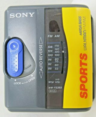 Vintage Sony Sports Walkman Cassette Player Fm/am Radio W/ Mega Bass Wm - Fs393