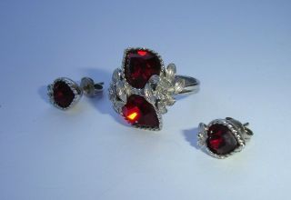 Vintage Sarah Coventry Birthstone Twin Heart Ring and Post Earrings July,  Ruby. 3