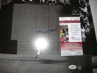 Willie Mays 16 X 20 The Catch Signed With Mays Holo And Jsa Stickers &