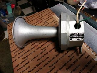 Thomas Industries Inc.  Benjamin Division N8546 115 Vintage Horn Signal Alarm