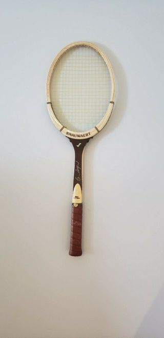 Vintage Snauwaert Brian Gottfried World Club Wood Tennis Raquet Hand Crafted.