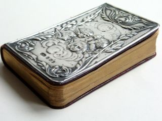 1905 SOLID SILVER FRONT COMMON PRAYER BOOK - BIBLE - ANGELS/CHERUBS - LARGER VERSION 2