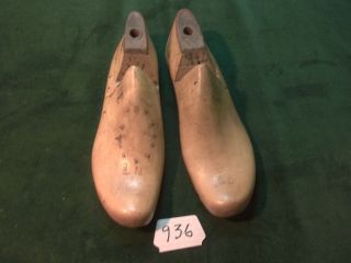 Vintage Pair Wood Stuart Size 7 - 1/2 E 38 Shoe Factory Industrial Lasts 936