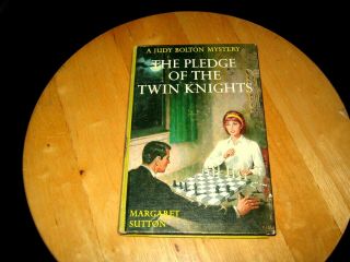 36 Judy Bolton Pledge Of The Twin Knights Matte 1965 First Edition