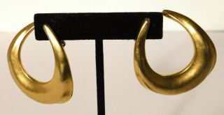 Vtg.  Robert Lee Morris Bold Gold Tone Sculpural Open Hoop Clip Earrings