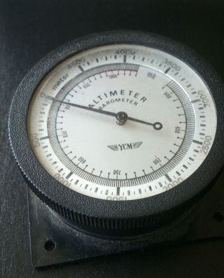Ycm Vintage Altimeter Barometer