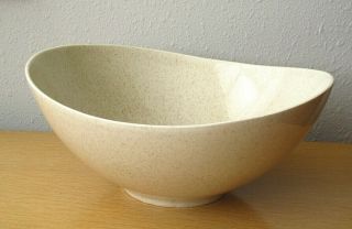 Vtg Mid Century Mod Red Wing Salad Bowl Asymmetrical Off - White W/ Speckles