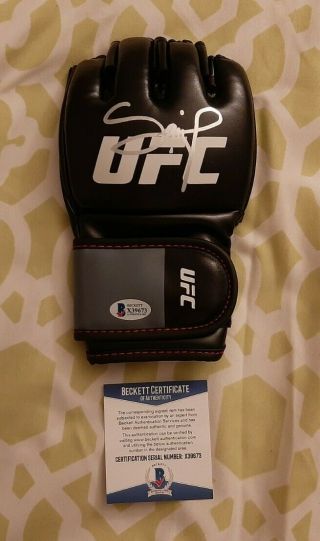 Francis Ngannou Signed Autographed Ufc Mma Fight Glove Beckett Bas X39673