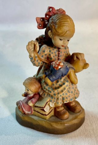 Vintage Anri Sarah Kay 3 1/2” Wood Carved Figurine Girl Doll Sew Bear 675/4000