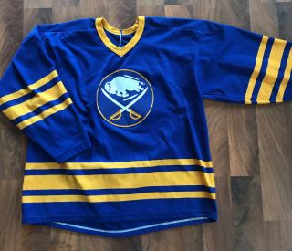 Vtg 90s Ccm Buffalo Sabres Hockey Jersey Nhl Sz Xl - Authentic Stitched Canada
