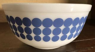 Vintage Pyrex Blue Polka Dot 403 Bowl Milk Glass Mixing Nesting Bowl 2.  5 Quart