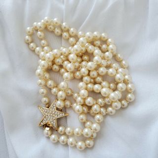 Vintage Joan Rivers Double Strand Faux Pearl & Rhinestone Star Necklace