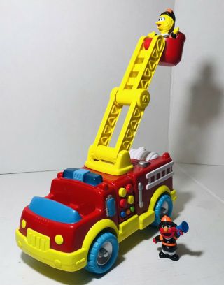 Mattel Sesame Street Vintage Fire Truck Big Bird & Elmo