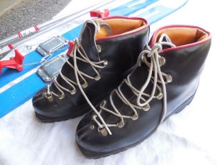 Vintage Black Leather Ski Boots - Made By Valsport - Italy Skier 