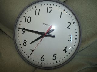 Vintage 13” Simplex Glass Dome Industrial School Wall Clock Battery 507041