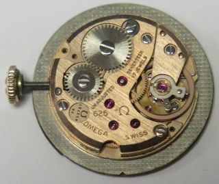 Ladies Vintage Omega Cal.  625 17j Watch Movement W/ Dial & Hands