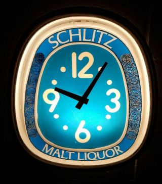 Vtg 1975 Schlitz Malt Liquor Lighted Wall Clock Mancave Display Beer Cave