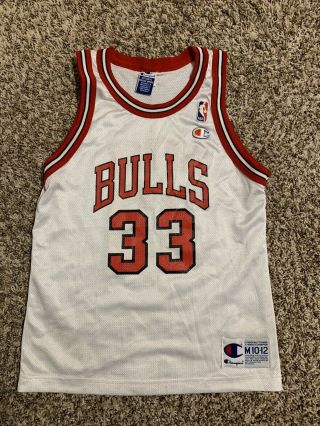Vintage Scottie Pippen Chicago Bulls Jersey 33 Champion Youth Medium (10 - 12)