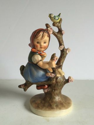 Vintage Goebel Hummel Figurine 141 / 1 Apple Tree Girl Full Bee Tmk2 6 "