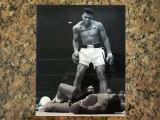 Muhammad Ali Autographed 8x10 Photo W/ Certificate Of Authenticity