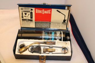 Vintage Bernzomatic Tx - 25 Propane Torch Kit Case & Attachments