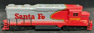 Lionel H0 Santa - Fe 5622 Emd Diesel Locomotive,  1976 Fundimensions,  Vintage.  Red