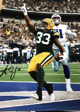 Aaron Jones Signed Autographed Green Bay Packers 8x10 Photo Beckett Hand