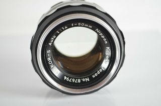 Vintage Nikon Nikkor - S Auto 1:1.  4 50mm Camera Lens Nippon Kogaku Japan