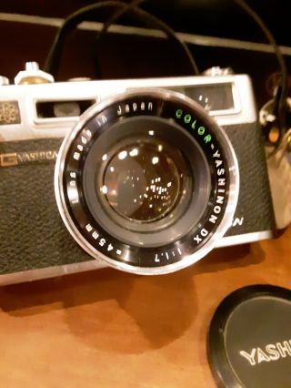 Vintage Yashica Electro 35 GSN Rangefinder 35mm Film Camera With Case w/ 1:1.  7 2