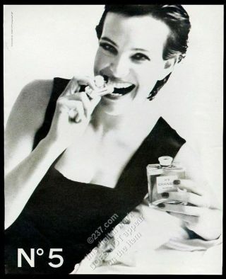 1995 Chanel No.  5 Perfume Smiling Woman With Bottle Photo Vintage Print Ad